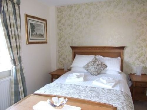 Double Ensuite - Single Occupancy Waggon and Horses